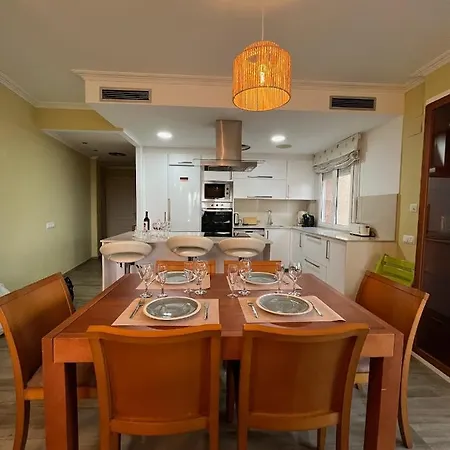 Seahomes Vacations - Nautic Maritime דירה